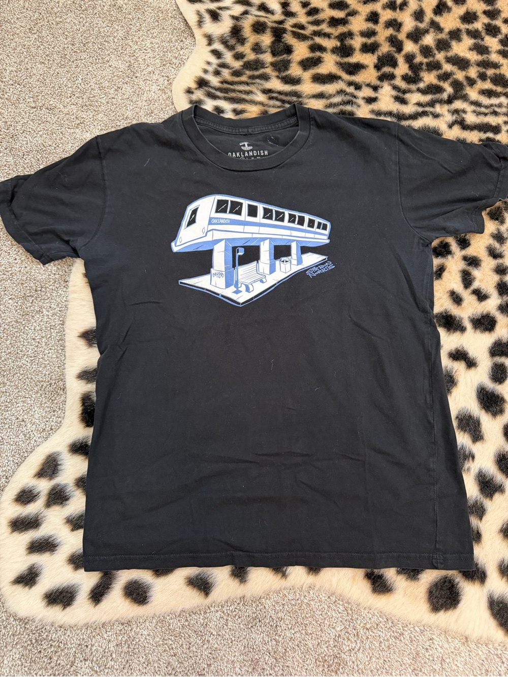 Oaklandish Bart T-Shirt Men’s M